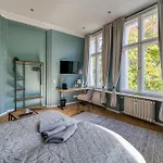 Проживание в семье Jomi Stays, Brandenburgische Strasse 16 - Wohnen Beim Kurfuerstendamm *