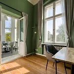 Проживание в семье Jomi Stays, Brandenburgische Strasse 16 - Wohnen Beim Kurfuerstendamm