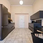 Проживание в семье Jomi Stays, Brandenburgische Strasse 16 - Wohnen Beim Kurfuerstendamm *
