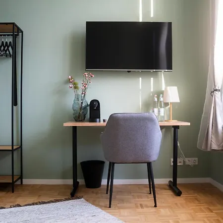Habitación en casa particular Jomi Stays, Brandenburgische Straße 16 - Wohnen Beim Kurfürstendamm Berlín