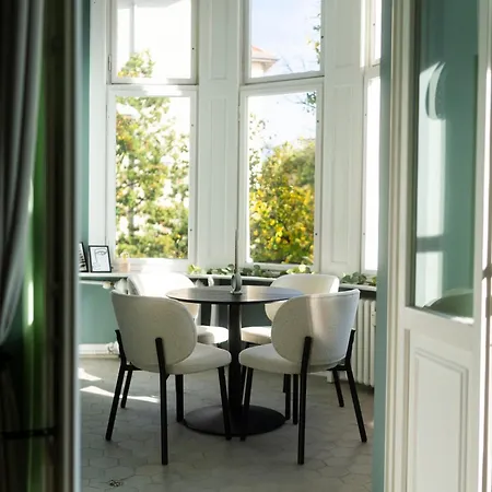 Homestay szállás Jomi Stays, Brandenburgische Strasse 16 - Wohnen Beim Kurfuerstendamm *