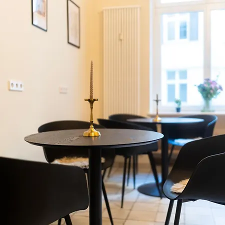 Quarto em Acomodações Particulares Jomi Stays, Brandenburgische Strasse 16 - Wohnen Beim Kurfuerstendamm Berlim