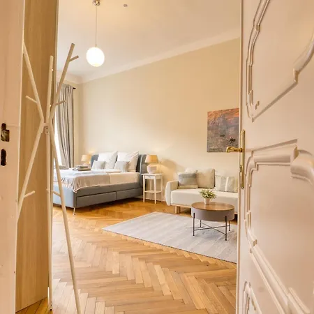 Jomi Stays, Brandenburgische Strasse 16 - Wohnen Beim Kurfuerstendamm برلين