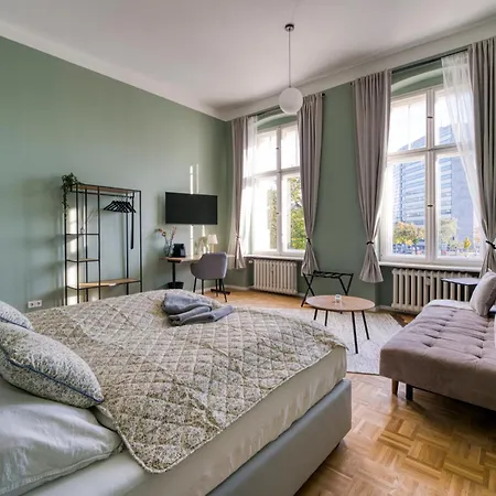 Jomi Stays, Brandenburgische Strasse 16 - Wohnen Beim Kurfuerstendamm