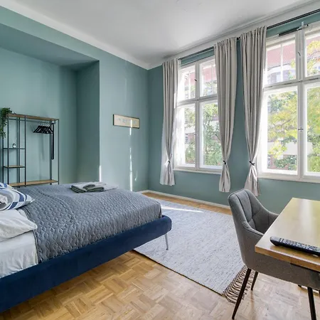 Jomi Stays, Brandenburgische Straße 16 - Wohnen Beim Kurfürstendamm Habitación en casa particular Berlín