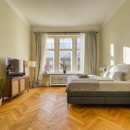 Jomi Stays, Brandenburgische Strasse 16 - Wohnen Beim Kurfuerstendamm * ベルリン